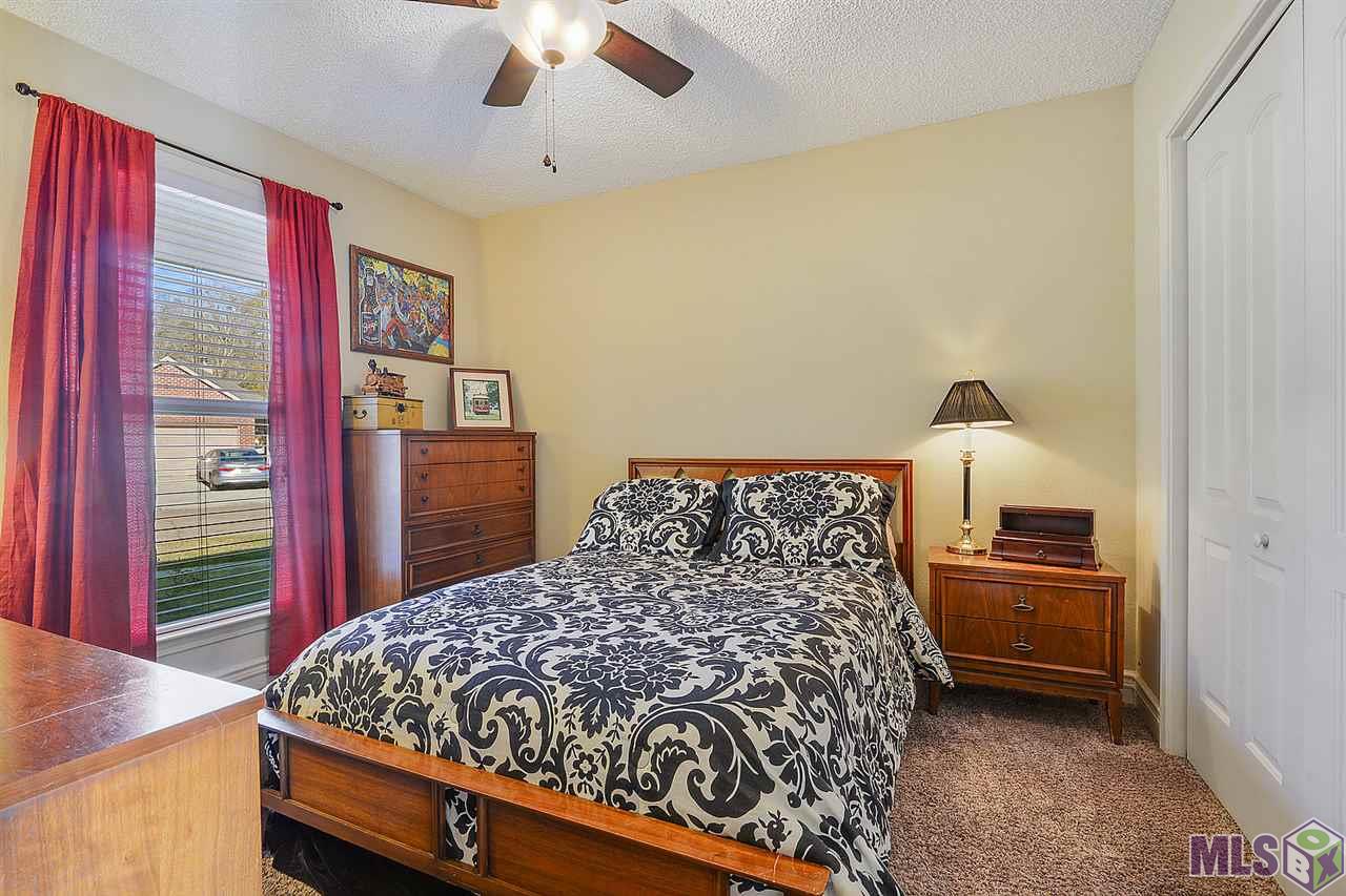 240 Meadow Bend Drive Baton Rouge, LA 70820 - Photo 10 of 12