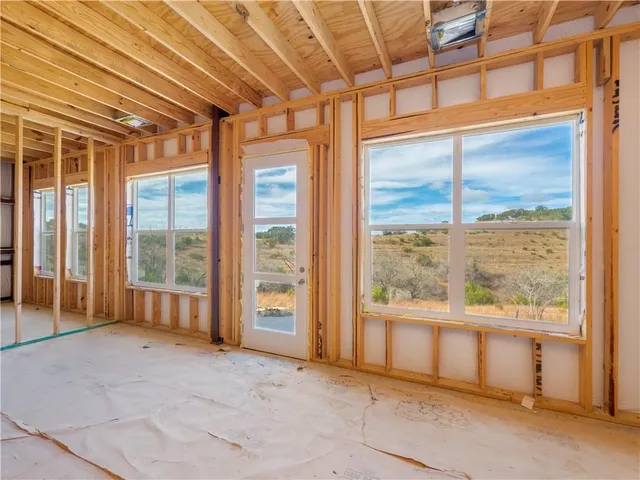 $485,000 | 1759 Majestic Hills Drive, Blanco, TX 78606