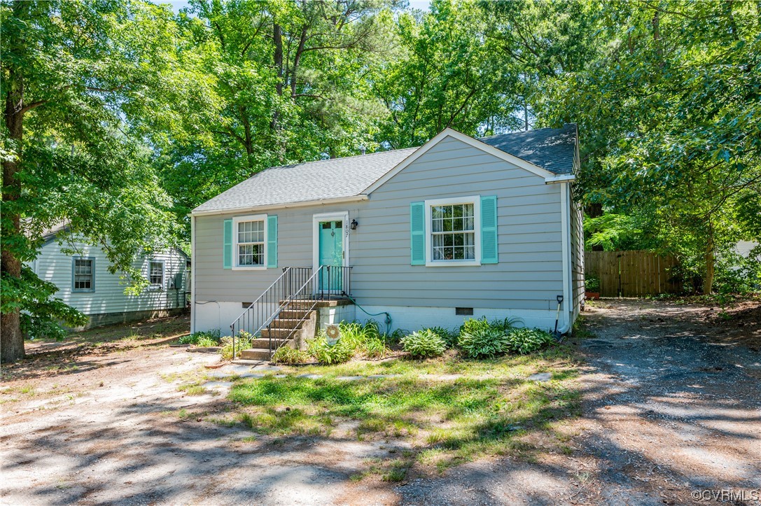 1807 Skipwith Road Henrico, VA 23229 - Photo 5 of 32 View of front of house