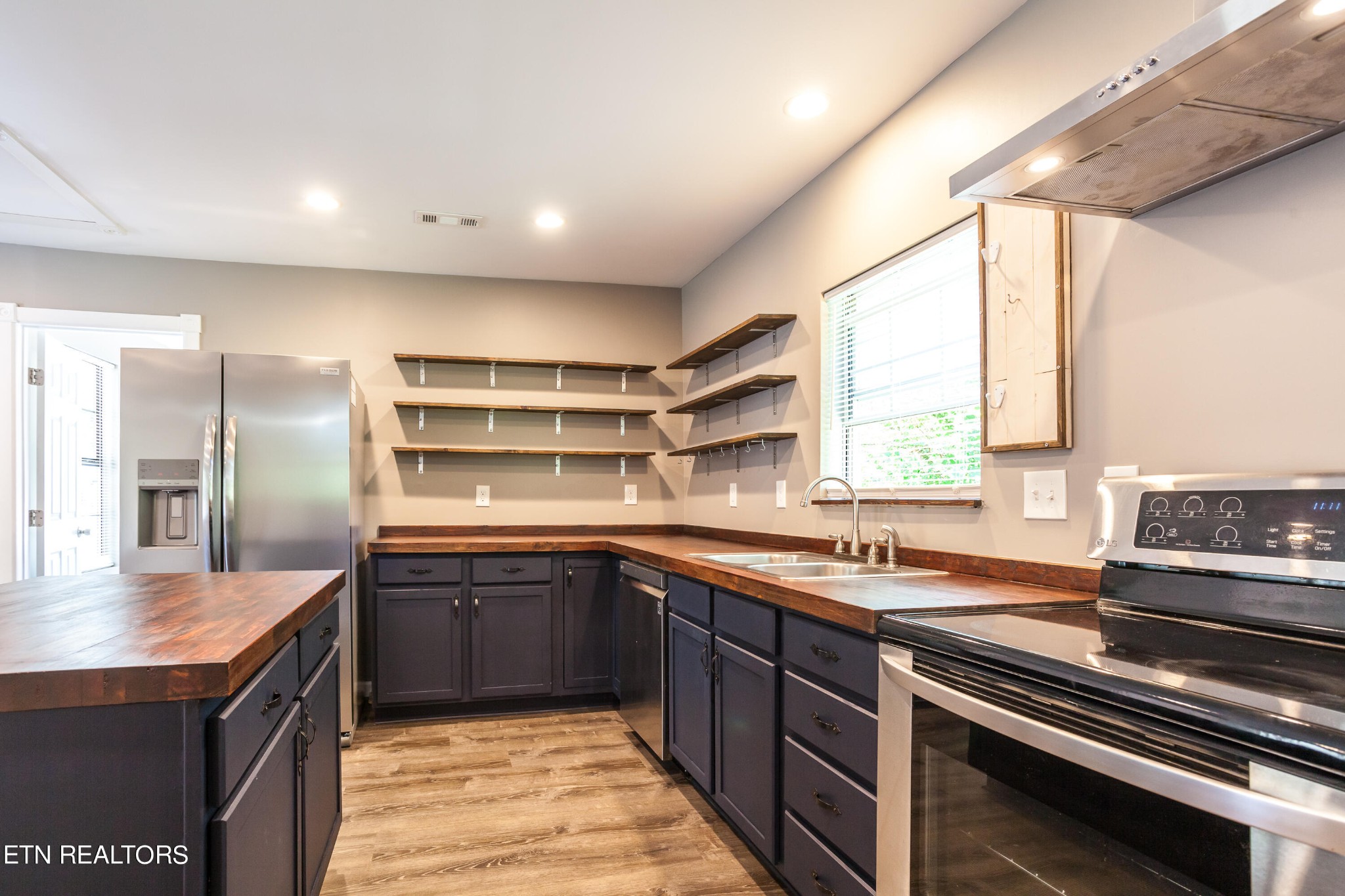 2115 Aster Road Knoxville, TN 37918 - Photo 15 of 39