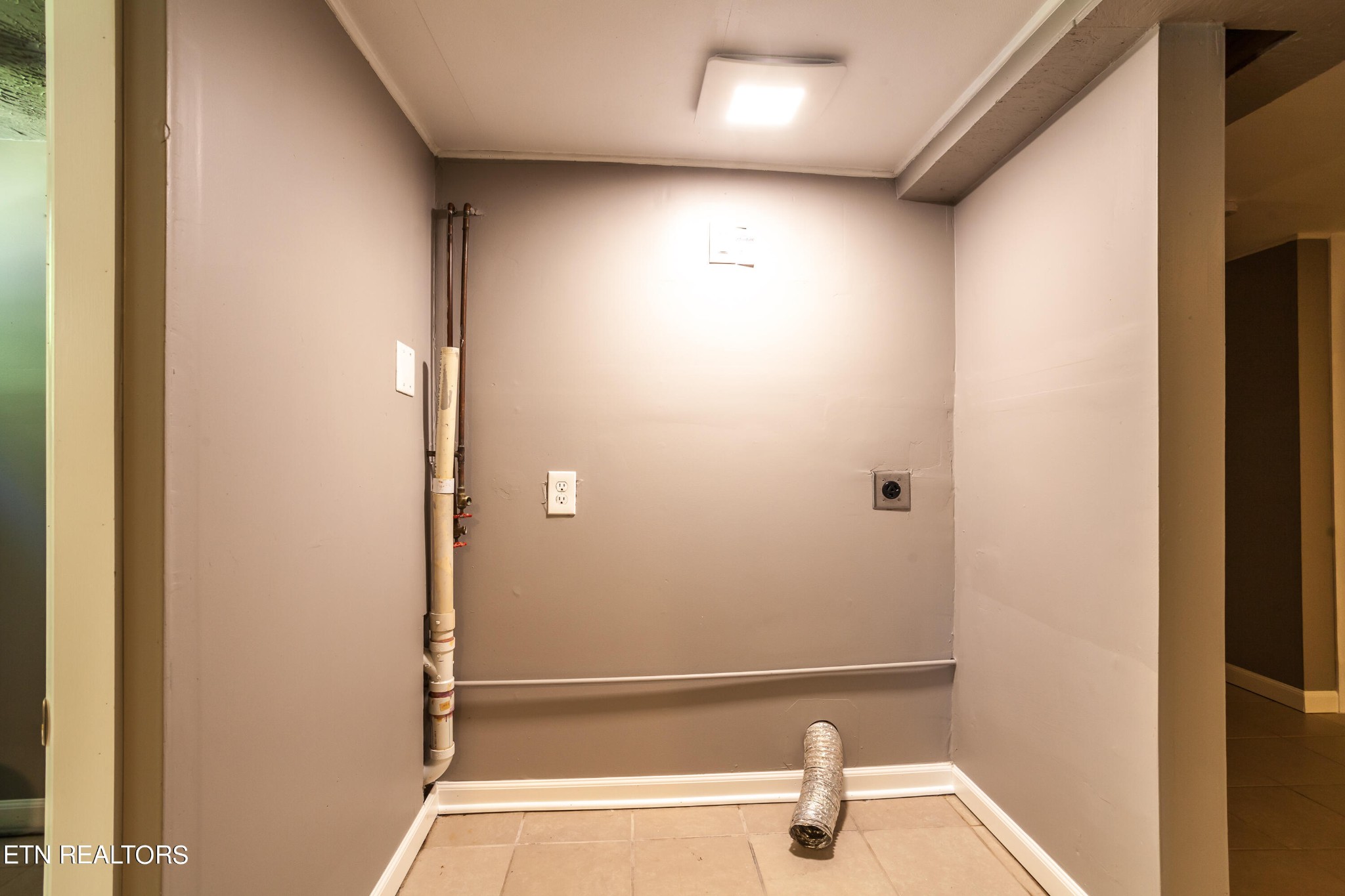 2115 Aster Road Knoxville, TN 37918 - Photo 34 of 39