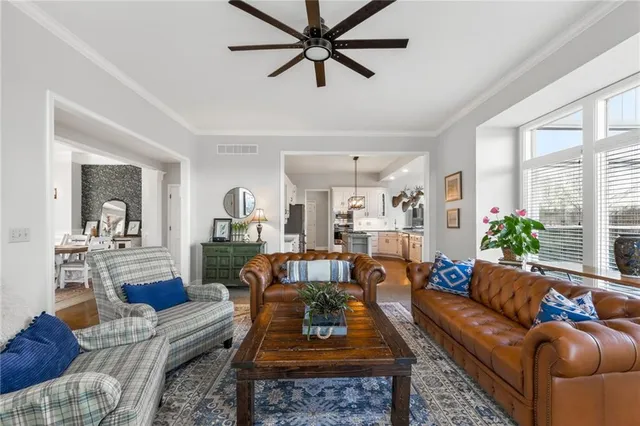 $539,000 | 7608 Northeast 87th Street, Kansas City, MO 64157