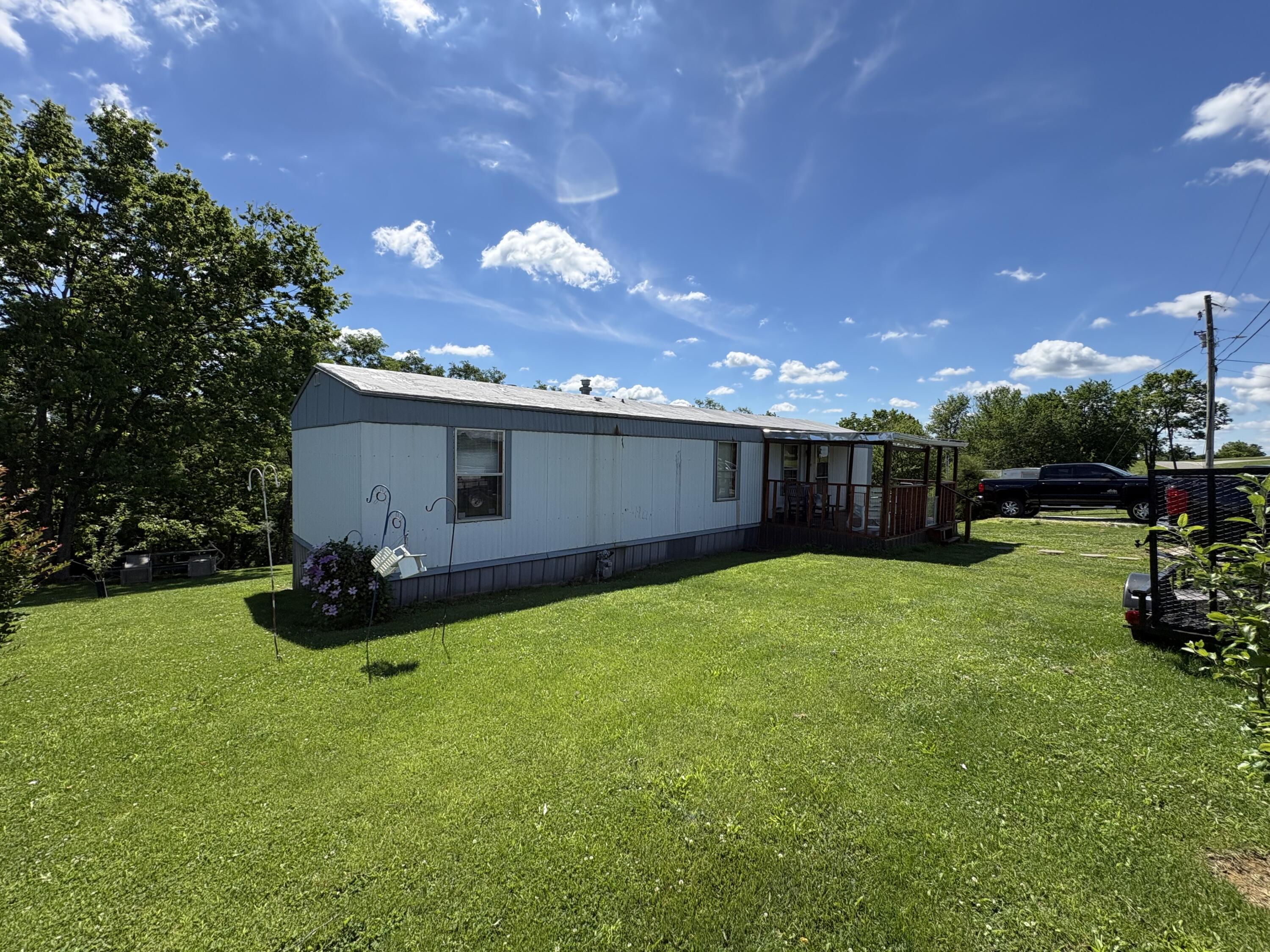 1507 Parina Road Brooksville, KY 41004 - Photo 3 of 21 IMG_0264