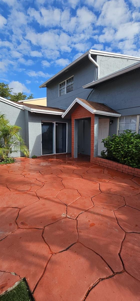 10823 Southwest 147th Place Miami, FL 33196 - Photo 2 of 19