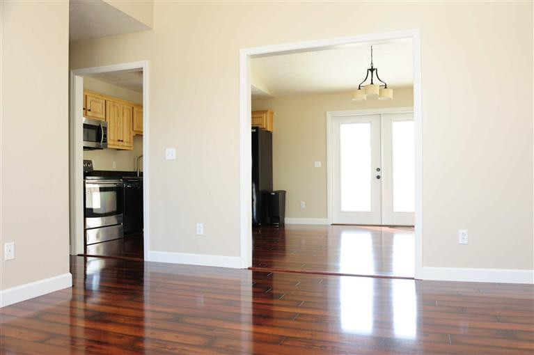 114 Cedar Ridge Road Frankfort, KY 40601 - Photo 4 of 35 Large entry ways give the living room, d