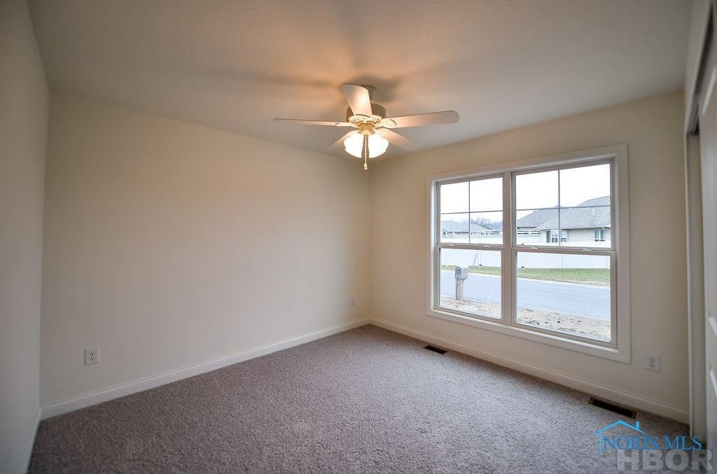 1227 Hummingbird Way Findlay, OH 45840 - Photo 18 of 22 Photo 18