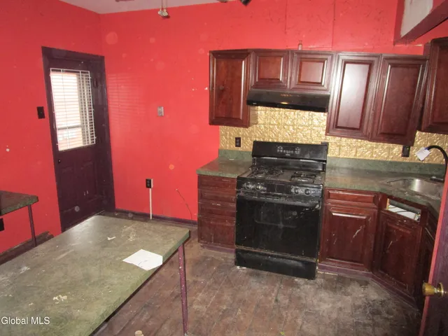 $75,000 | 40.5 Trinity Place, Albany, NY 12202