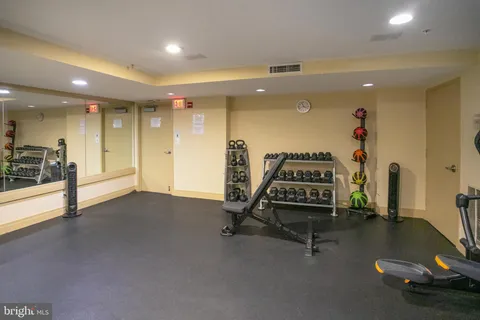 $725,000 | 915 E Street Northwest, Unit 1105, Washington, DC 20004