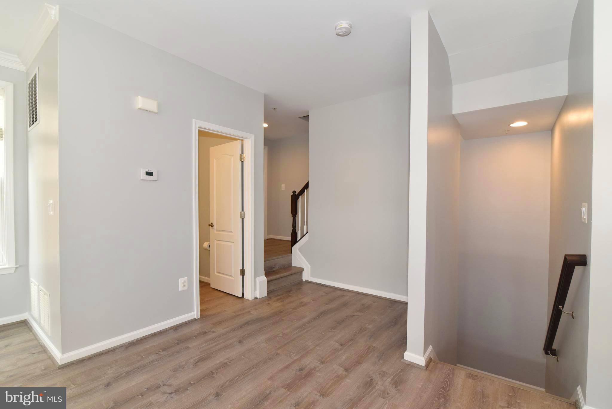 42594 Sunset Ridge Square, Unit 42594 Ashburn, VA 20148 - Photo 14 of 41 Your upper level and office are easily accessed