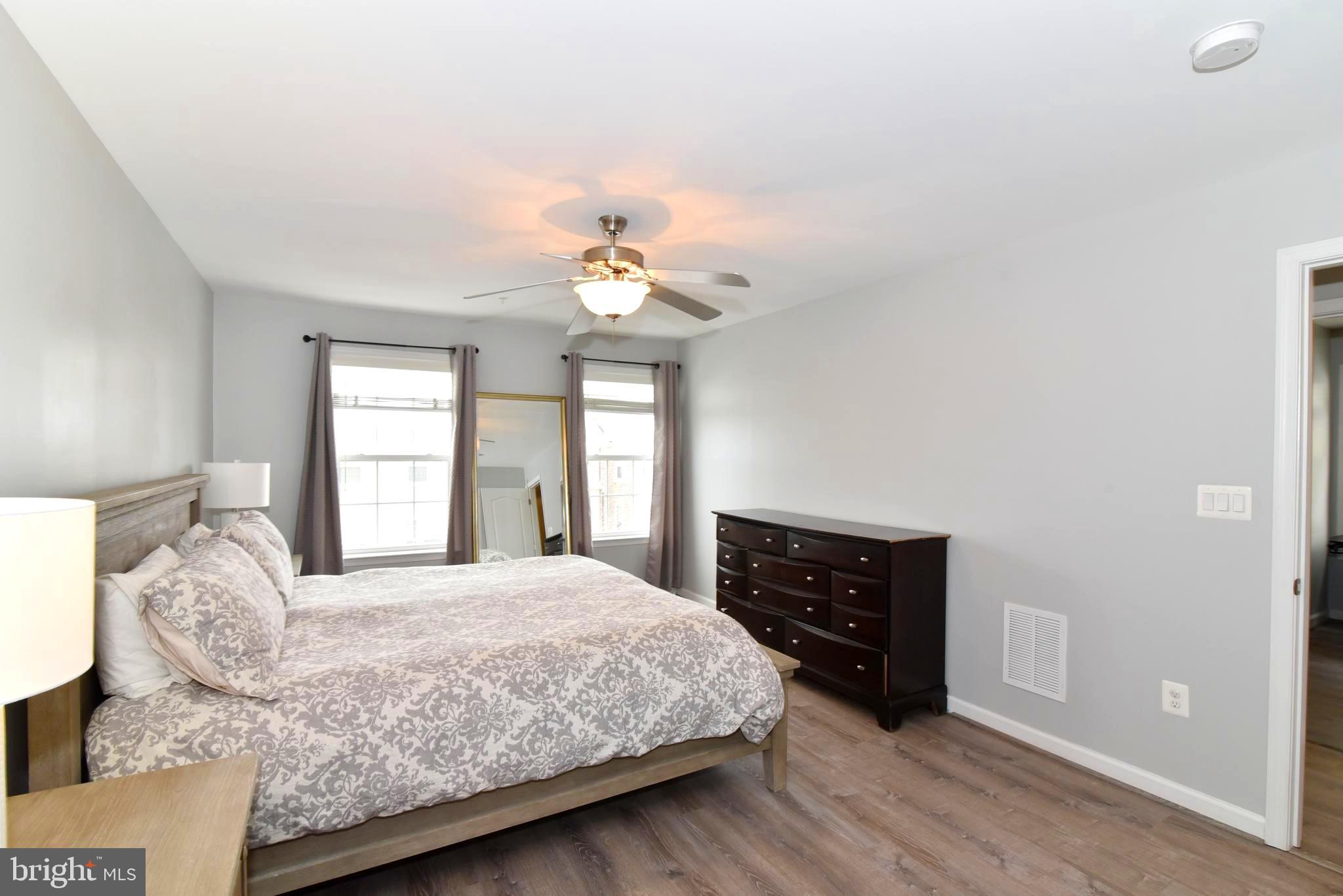 42594 Sunset Ridge Square, Unit 42594 Ashburn, VA 20148 - Photo 21 of 41 Amazing light in your primary suite