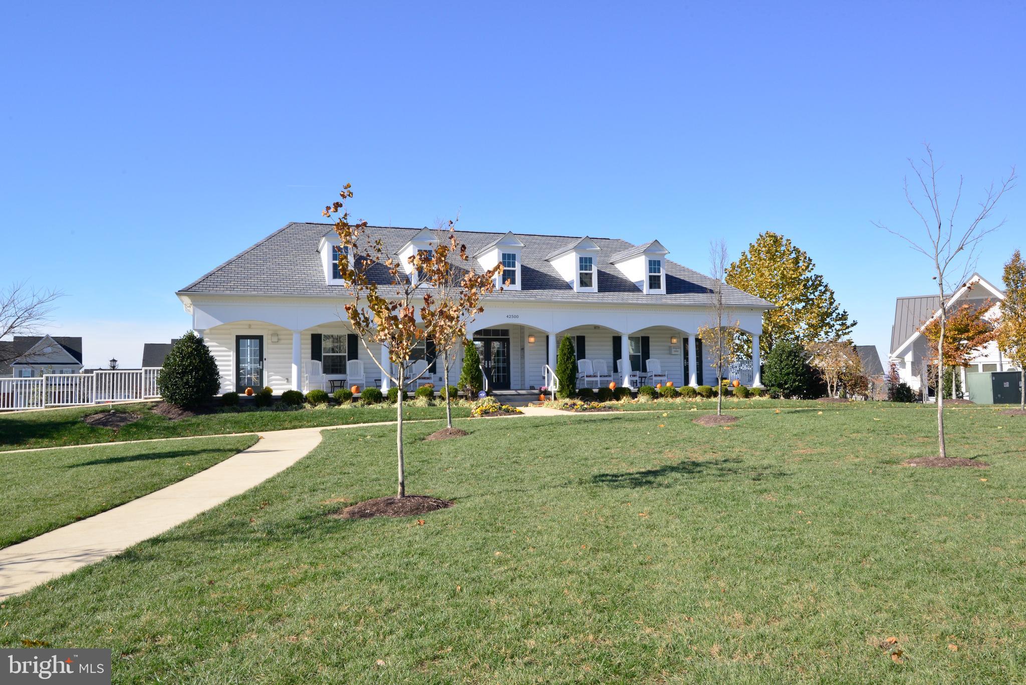 42594 Sunset Ridge Square, Unit 42594 Ashburn, VA 20148 - Photo 36 of 41 Meeting room, full gym & more right down the stree
