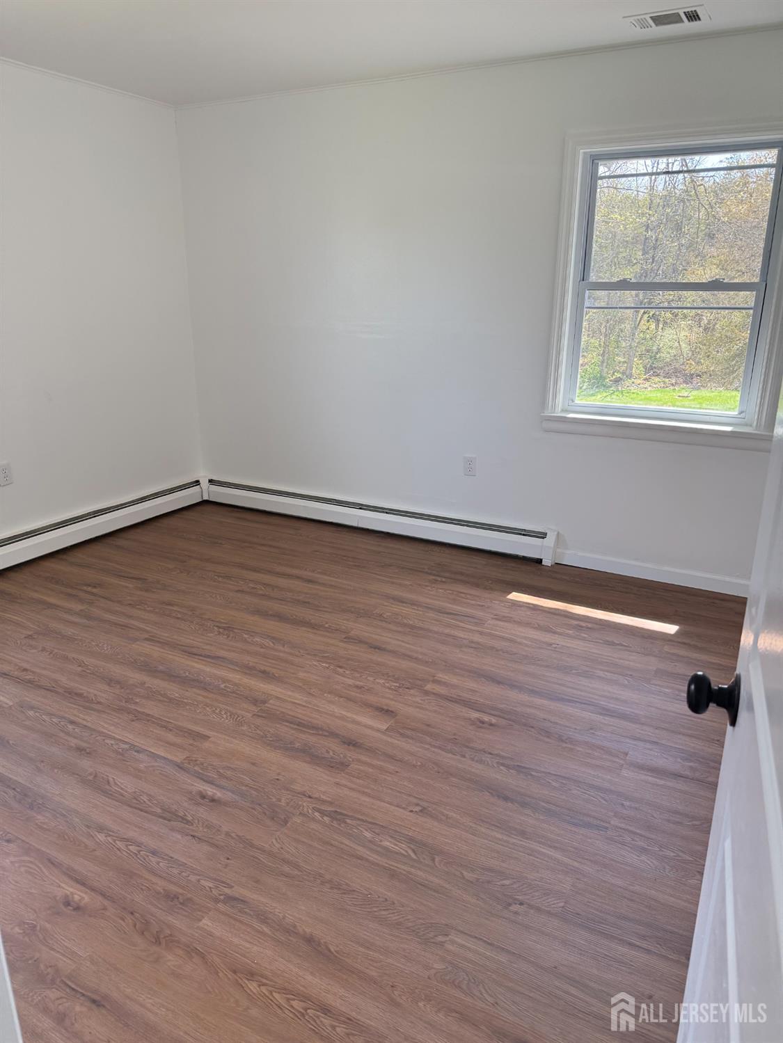 80 Gates Road Somerset, NJ 08873 - Photo 11 of 18