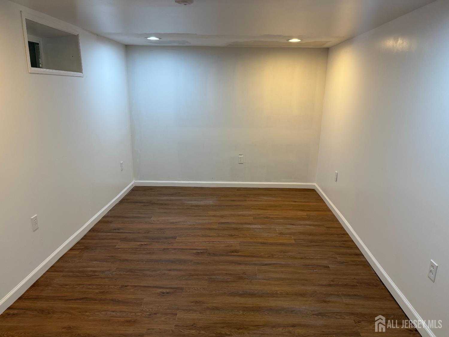 80 Gates Road Somerset, NJ 08873 - Photo 15 of 18