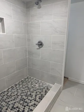 $6,700 | 80 Gates Road, Somerset, NJ 08873