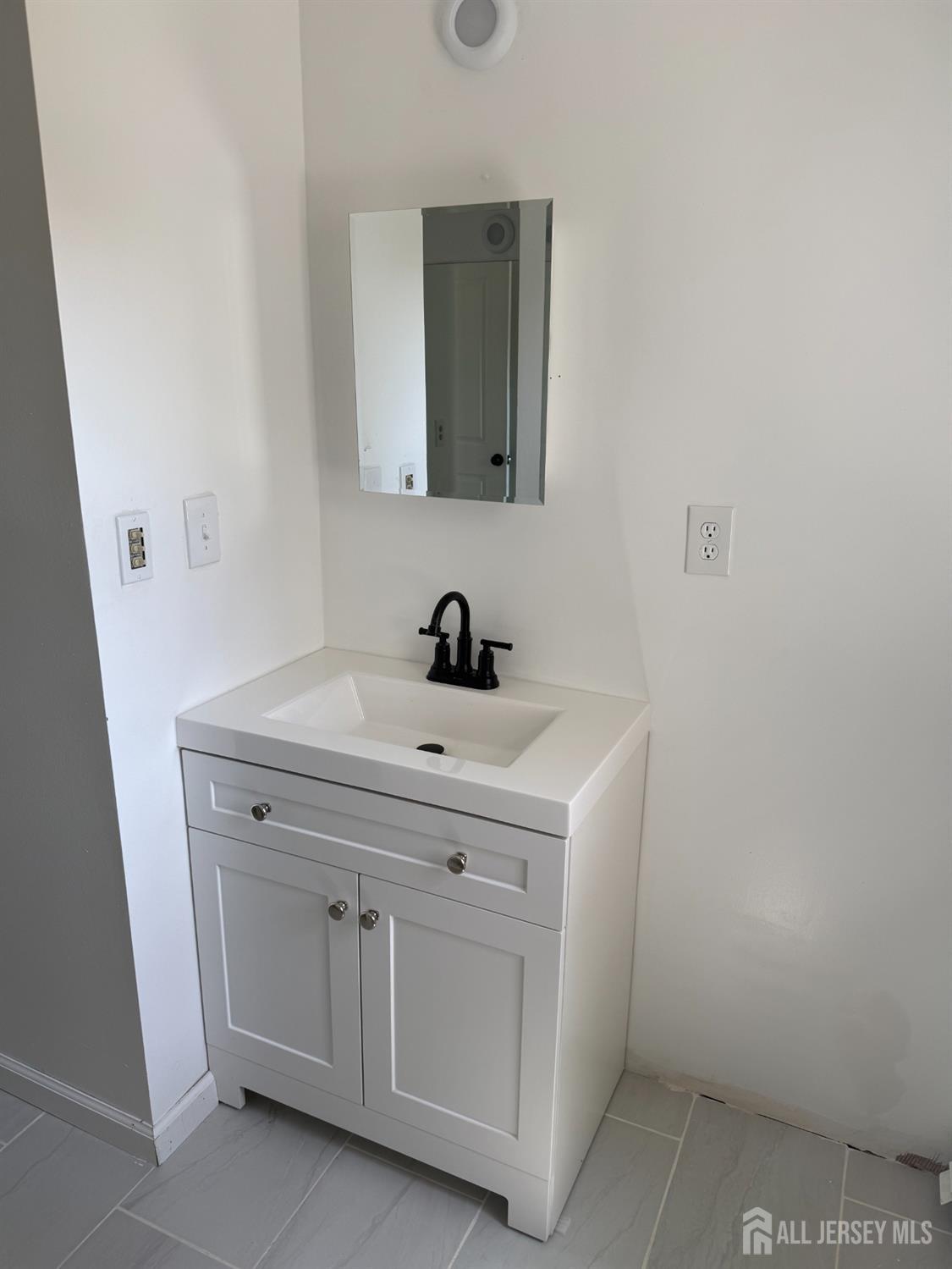 80 Gates Road Somerset, NJ 08873 - Photo 10 of 18