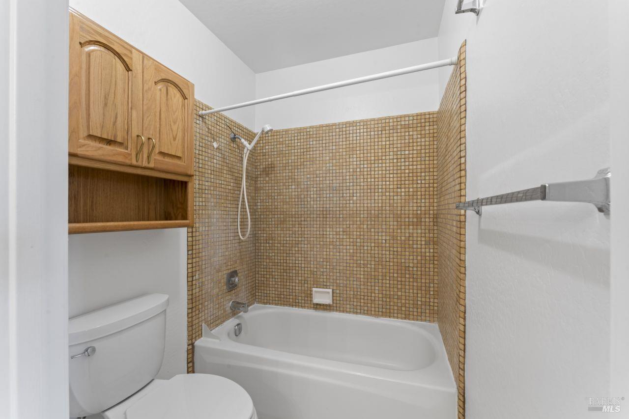 11 Creekwood Square Rohnert Park, CA 94928 - Photo 27 of 41