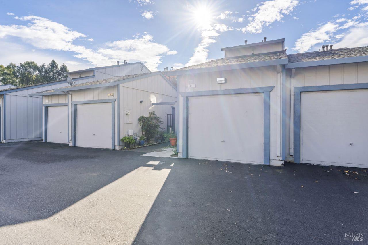 11 Creekwood Square Rohnert Park, CA 94928 - Photo 40 of 41