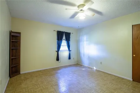 $165,000 | 404 Lacour Drive, Laplace, LA 70068