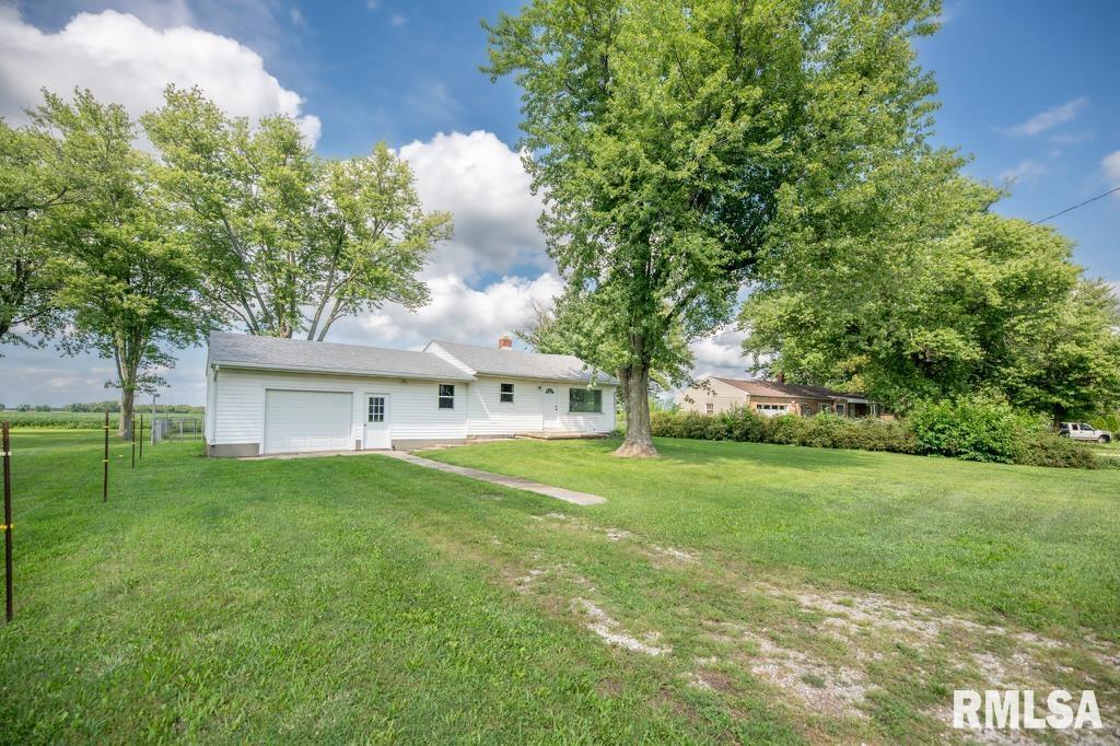 18213 West Farmington Road Trivoli, IL 61569 - Photo 2 of 28