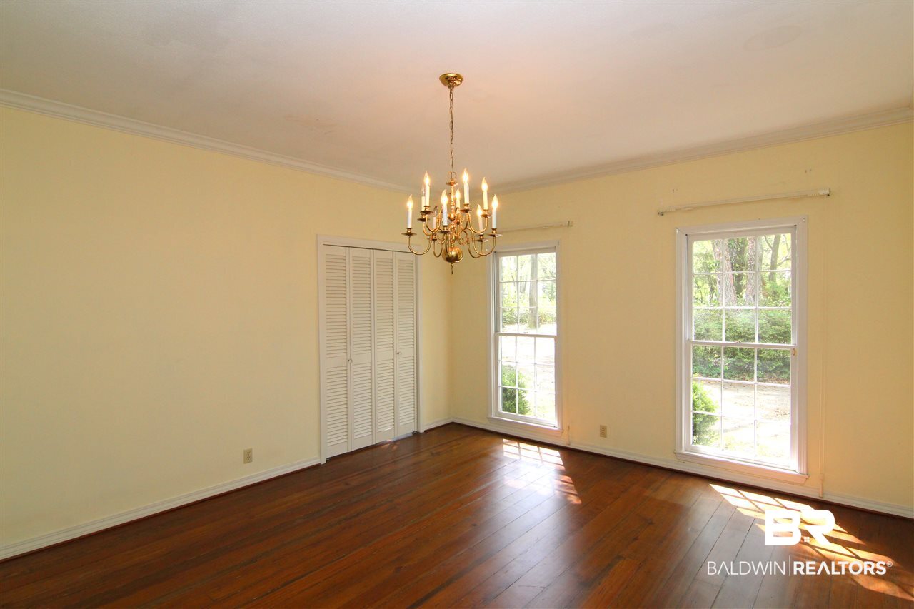 7147 Chapman Street Fairhope, AL 36532 - Photo 6 of 48 Formal Dining Room