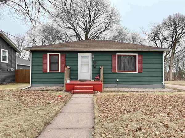 $160,000 | 925 Brewster Avenue, Beloit, WI 53511