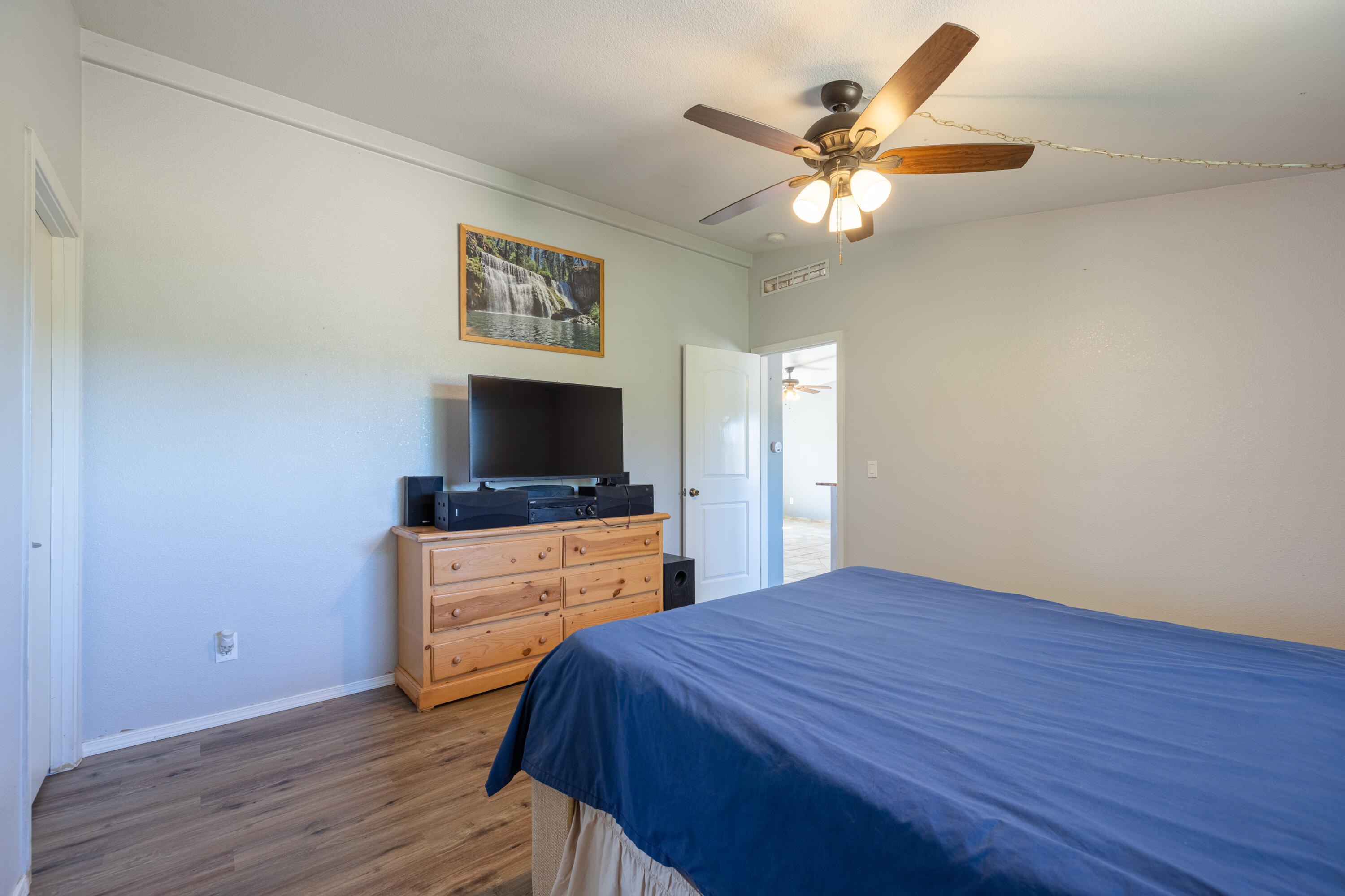 24804 Rodeo Drive Tehachapi, CA 93561 - Photo 19 of 69 JMY_0661-HDR