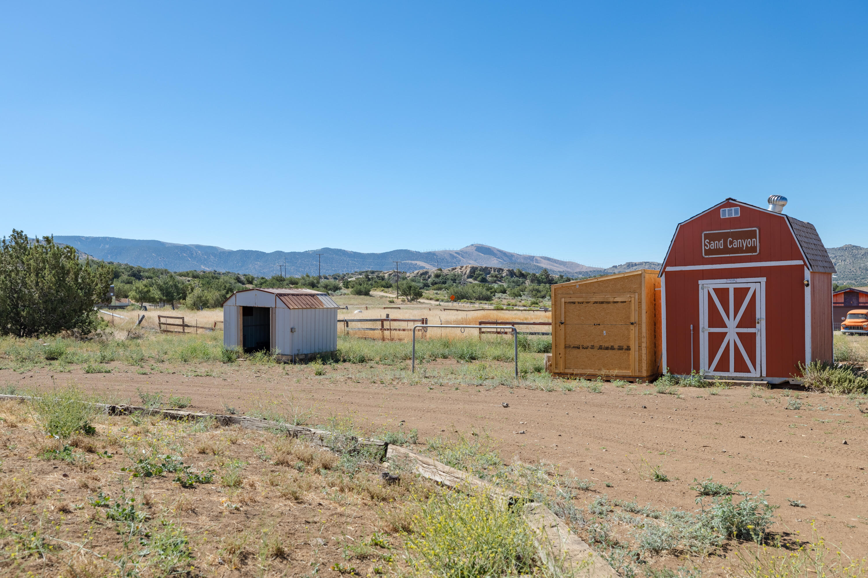 24804 Rodeo Drive Tehachapi, CA 93561 - Photo 36 of 69 JMY_0577-HDR