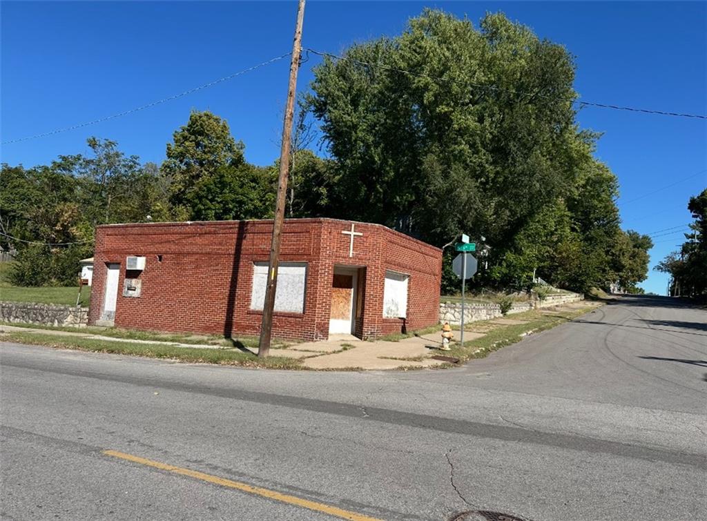 601 Hall Street St. Joseph, MO 64501 - Photo 6 of 18