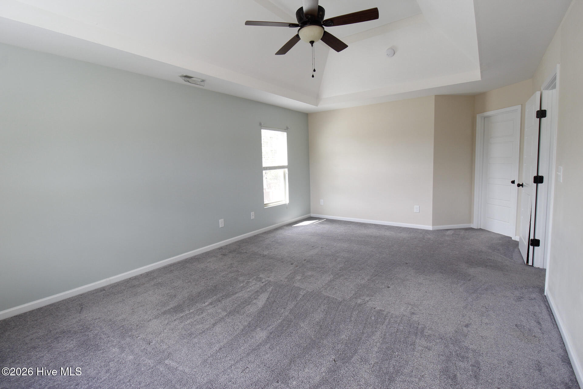 305 William Sharp Way Jacksonville, NC 28546 - Photo 16 of 30 Owners suite