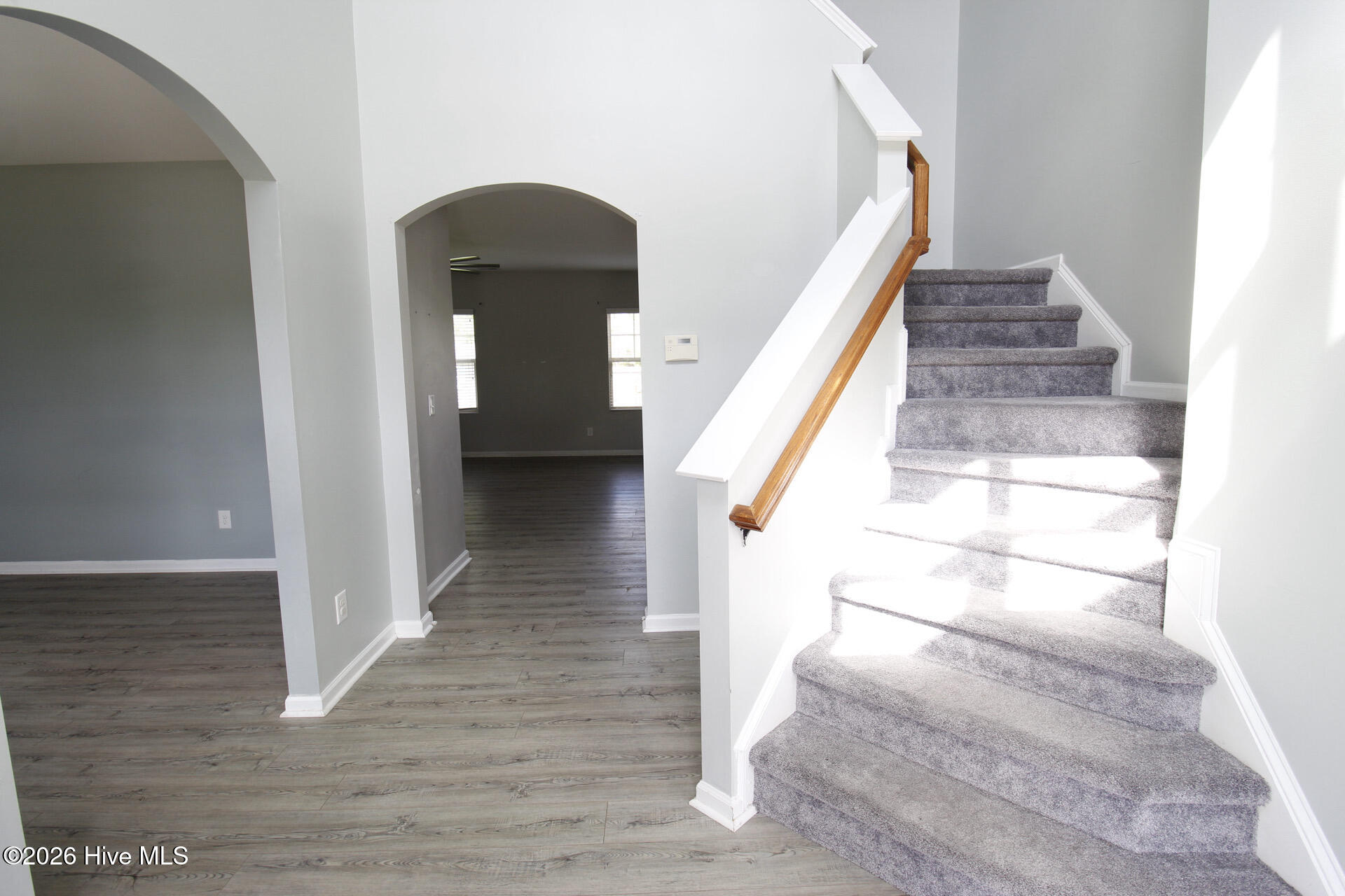 305 William Sharp Way Jacksonville, NC 28546 - Photo 2 of 30 Entryway