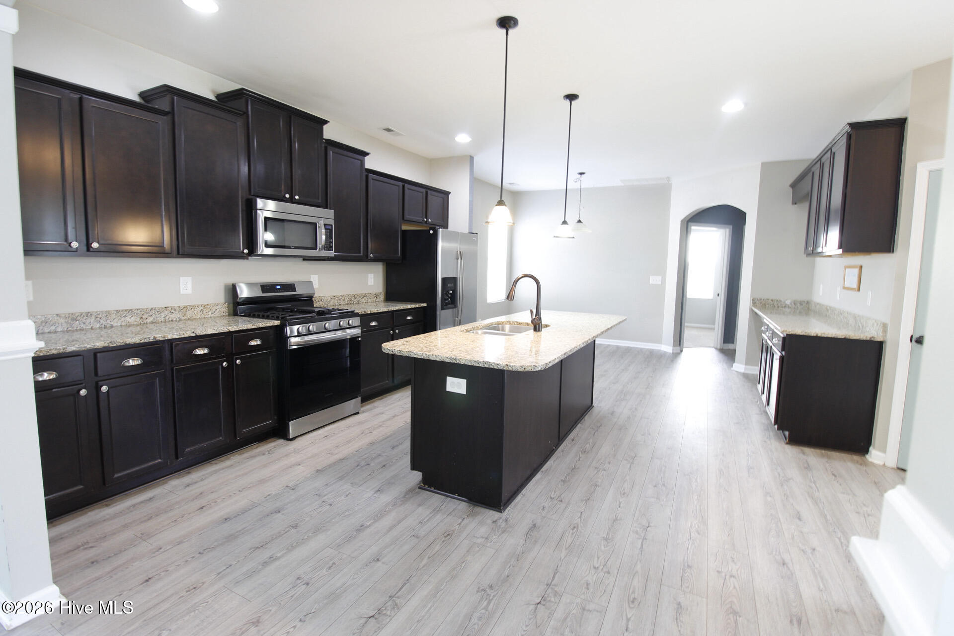 305 William Sharp Way Jacksonville, NC 28546 - Photo 7 of 30 Kitchen