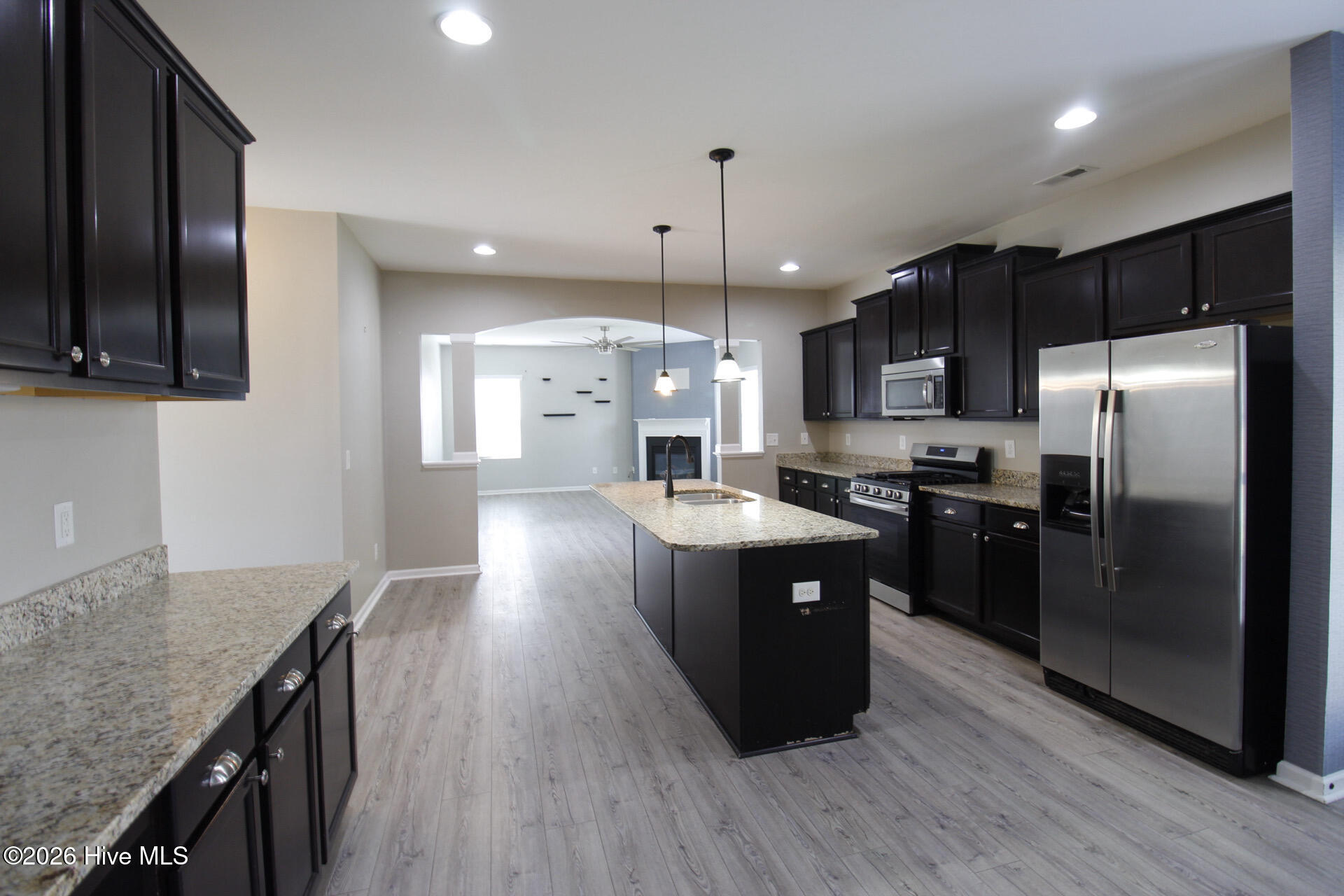 305 William Sharp Way Jacksonville, NC 28546 - Photo 10 of 30 Kitchen 3