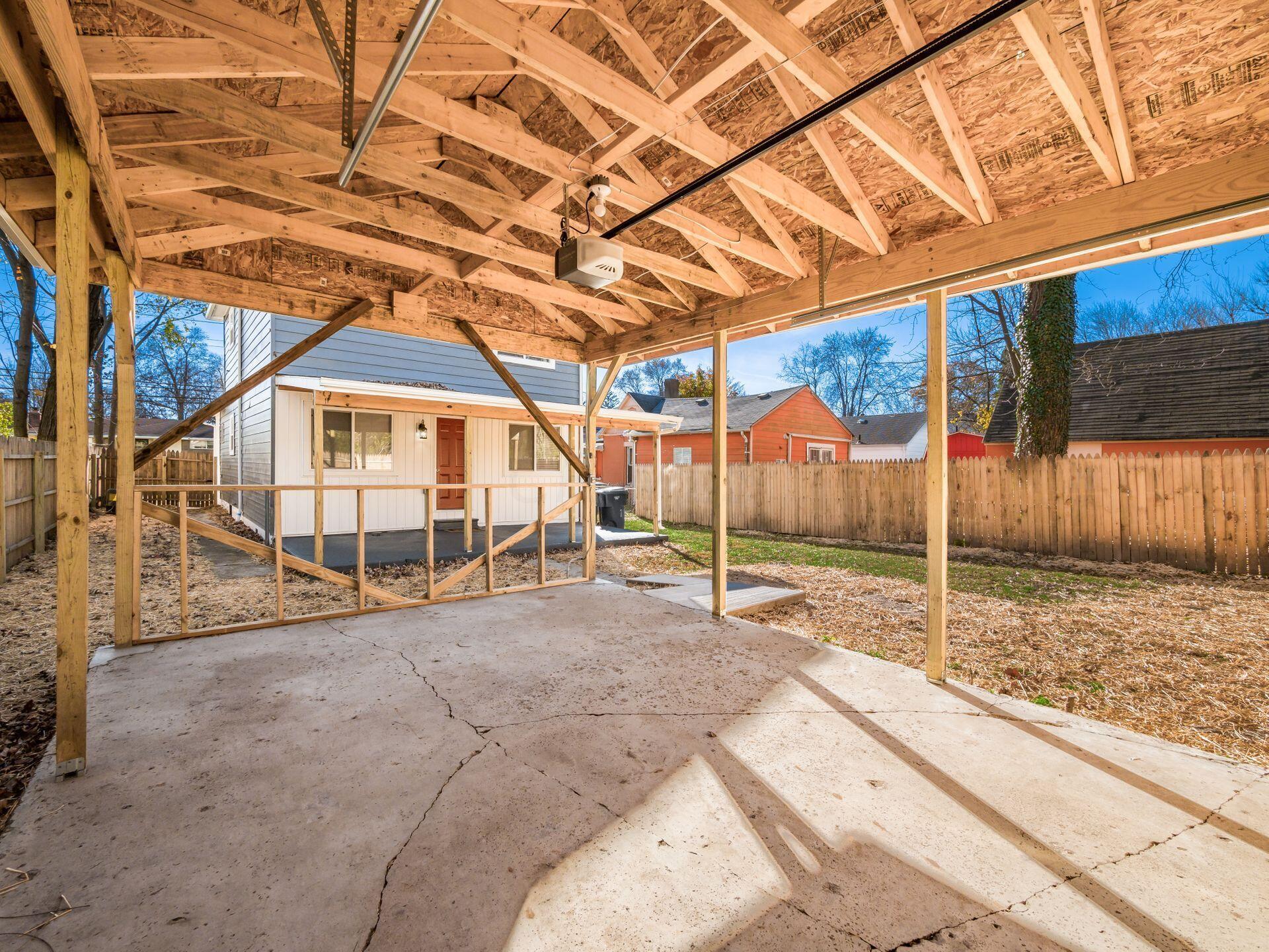 2318 Ridgeway Avenue Columbus, OH 43219 - Photo 28 of 29 027_7f063_i 2318 Ridgeway 077