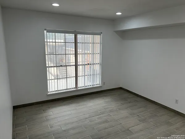 $1,900 | 7500 Callaghan, Unit 182, San Antonio, TX 78229