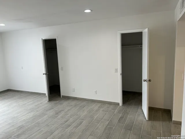 $2,100 | 7500 Callaghan, Unit 182, San Antonio, TX 78229