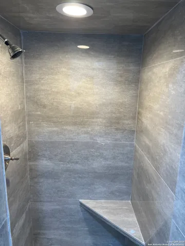 $2,100 | 7500 Callaghan, Unit 182, San Antonio, TX 78229