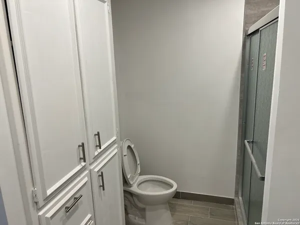 $1,900 | 7500 Callaghan, Unit 182, San Antonio, TX 78229