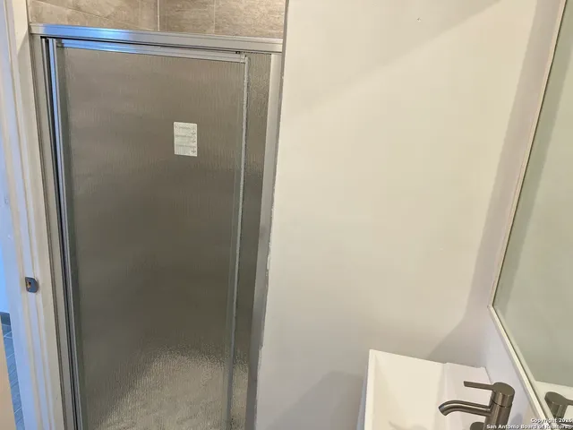 $2,100 | 7500 Callaghan, Unit 182, San Antonio, TX 78229