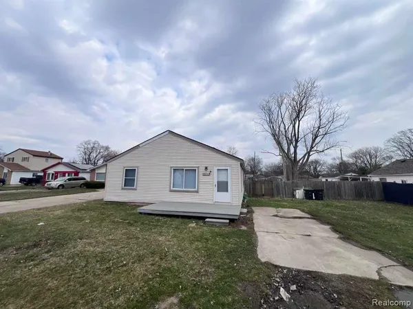 $165,000 | 15163 Beech Daly Road, Taylor, MI 48180