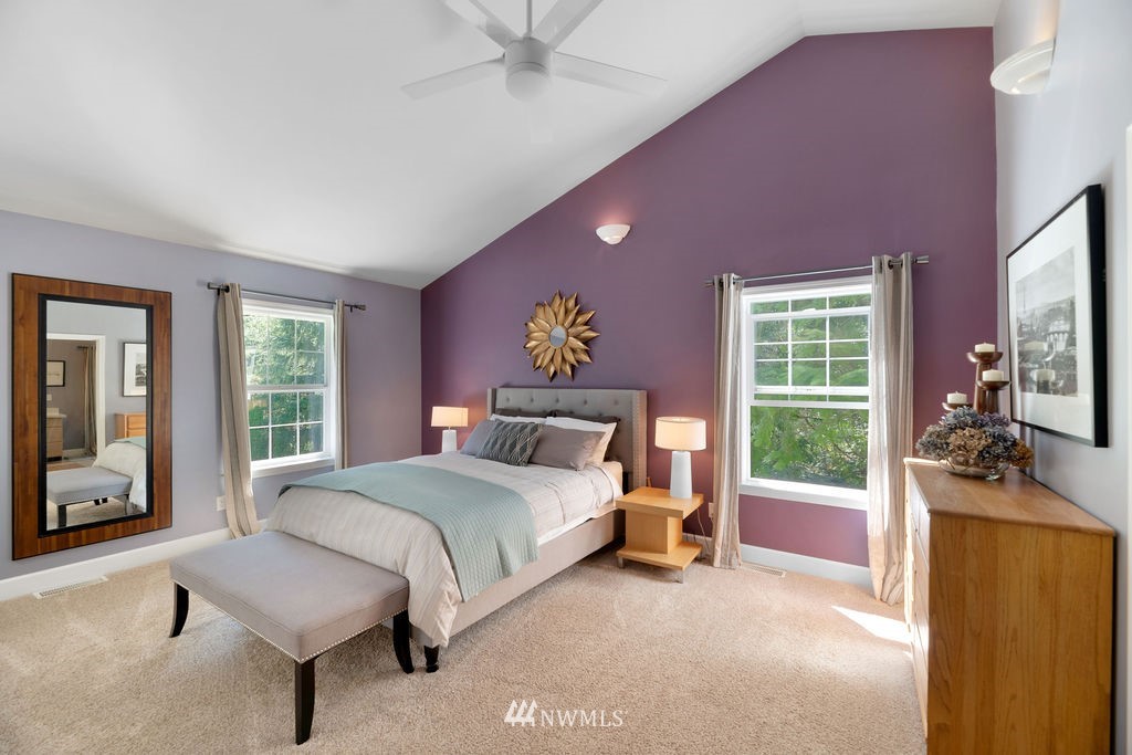 7302 Lake Alice Road Southeast Fall City, WA 98024 - Photo 14 of 40 Gallery Image 14