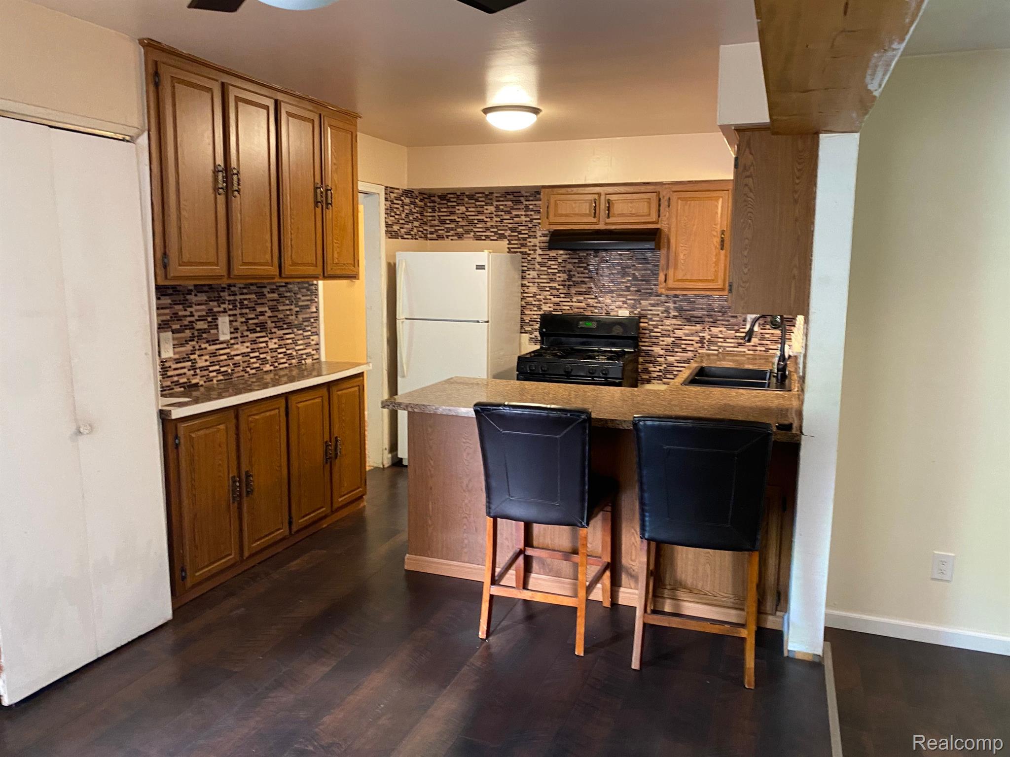 22163 Wick Road Taylor, MI 48180 - Photo 11 of 15 Gallery Image 11