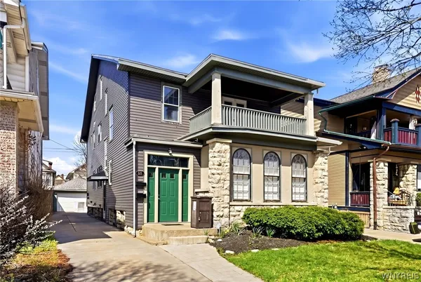 $515,900 | 121 Fordham Drive, Buffalo, NY 14216