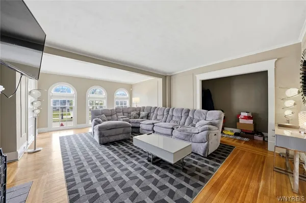 $515,900 | 121 Fordham Drive, Buffalo, NY 14216
