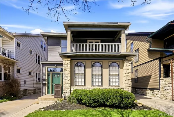 $515,900 | 121 Fordham Drive, Buffalo, NY 14216