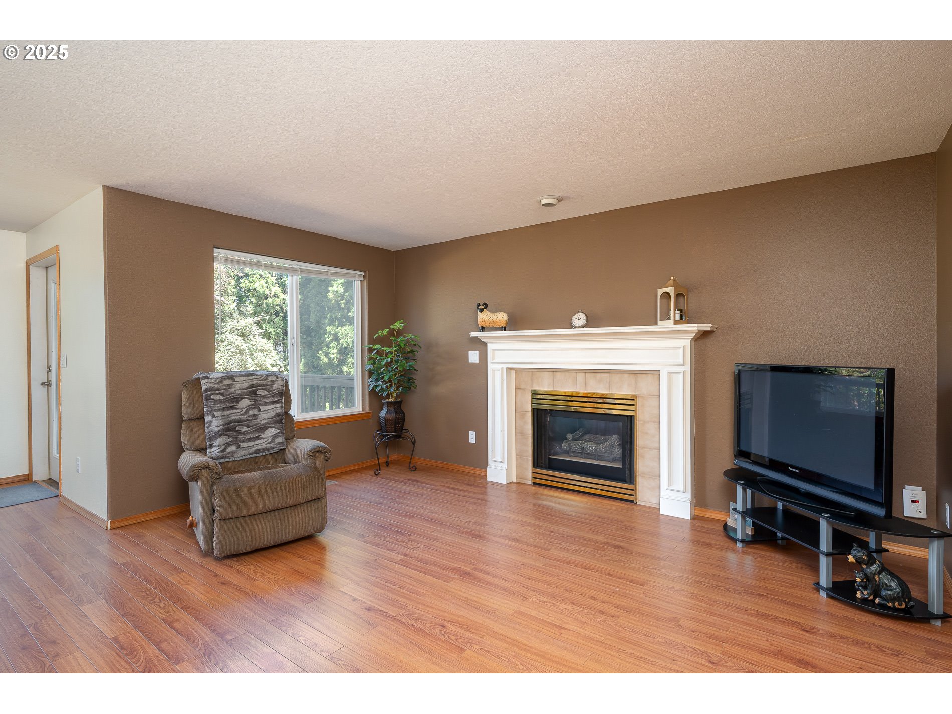 4135 Southwest Brugger Street Portland, OR 97219 - Photo 19 of 46