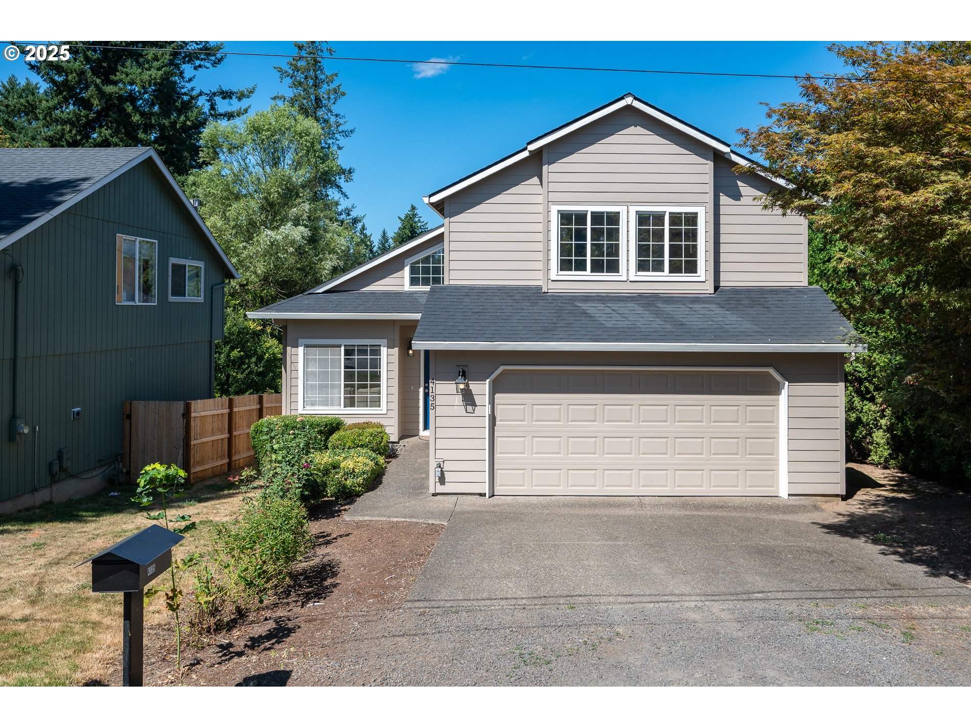 4135 Southwest Brugger Street Portland, OR 97219 - Photo 2 of 46