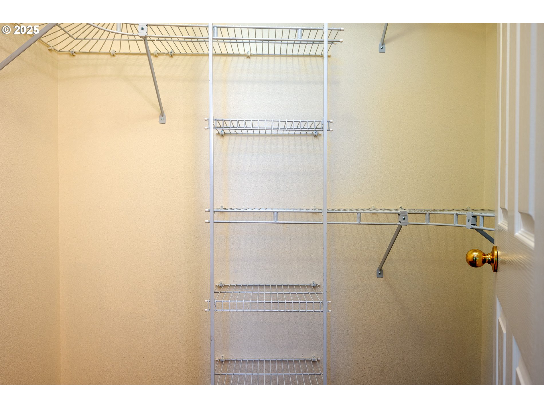 4135 Southwest Brugger Street Portland, OR 97219 - Photo 27 of 46