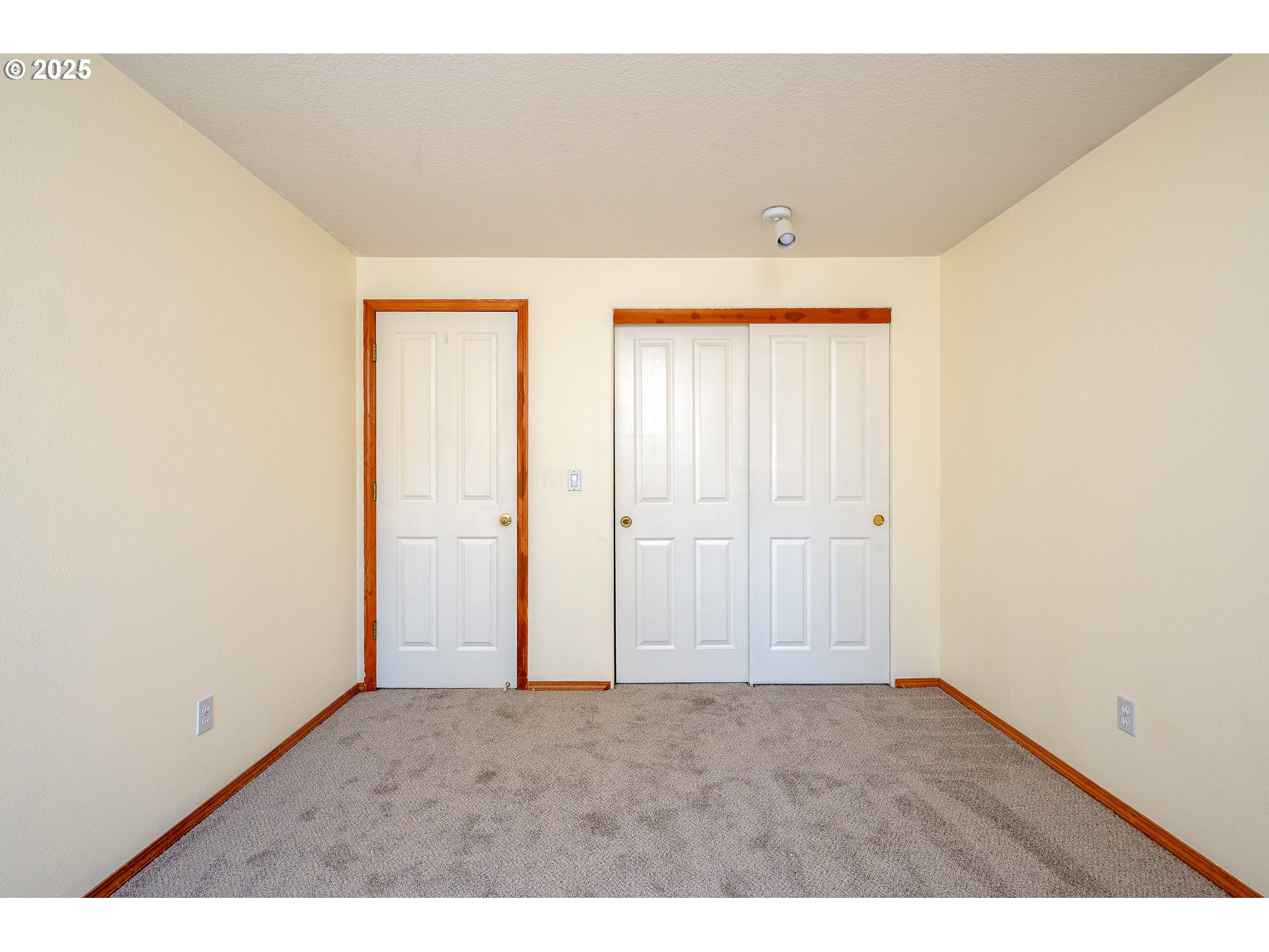 4135 Southwest Brugger Street Portland, OR 97219 - Photo 30 of 46