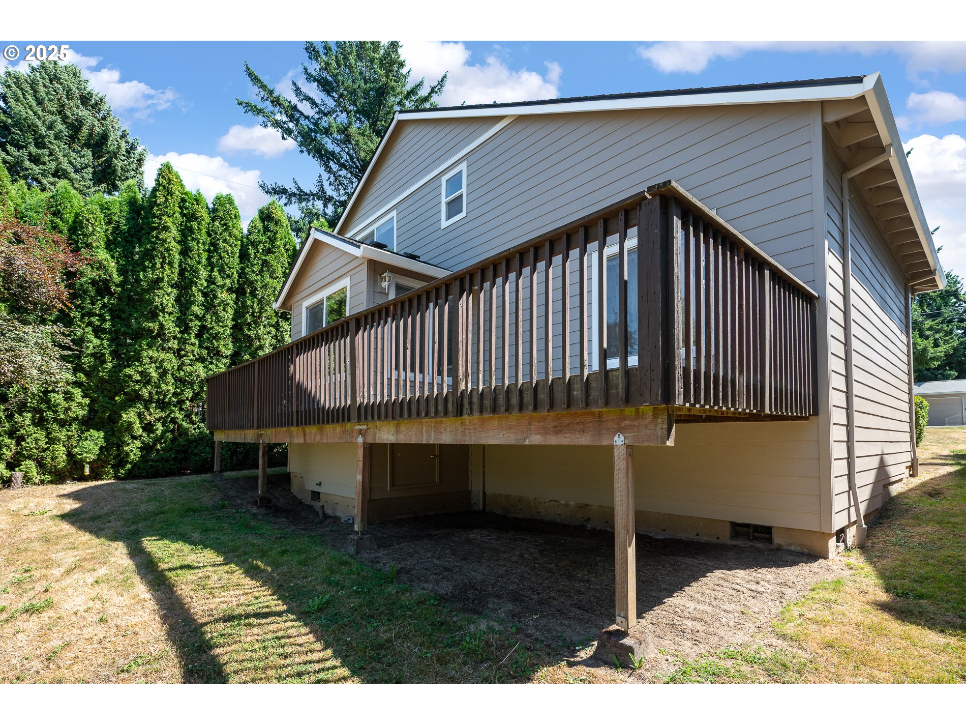 4135 Southwest Brugger Street Portland, OR 97219 - Photo 37 of 46