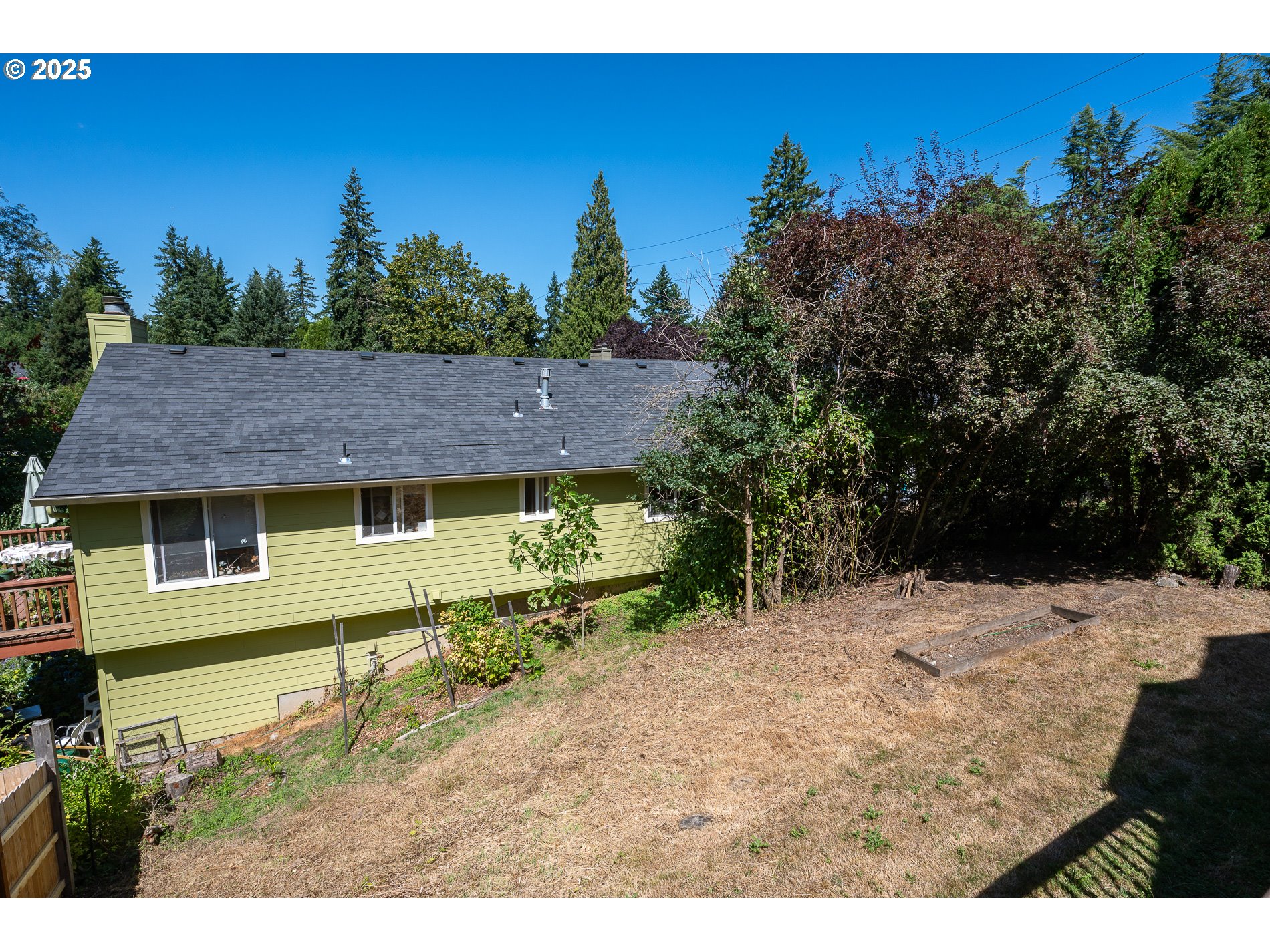 4135 Southwest Brugger Street Portland, OR 97219 - Photo 41 of 46